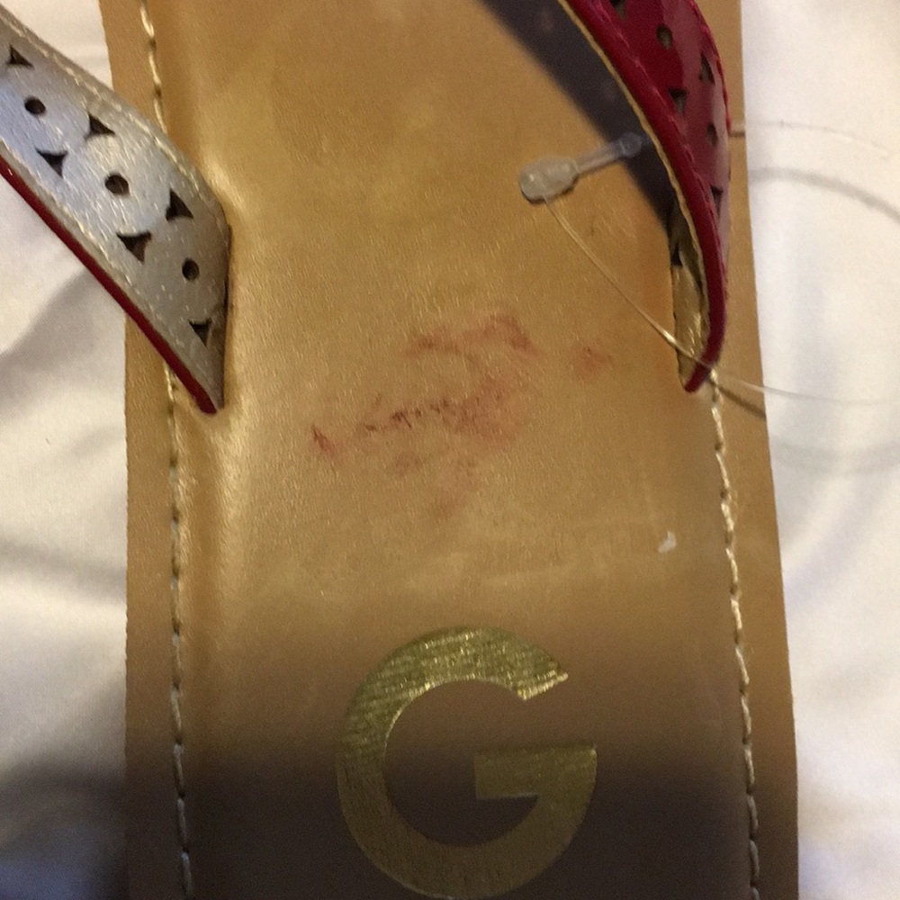 Red shoes - Picture 3 of 3